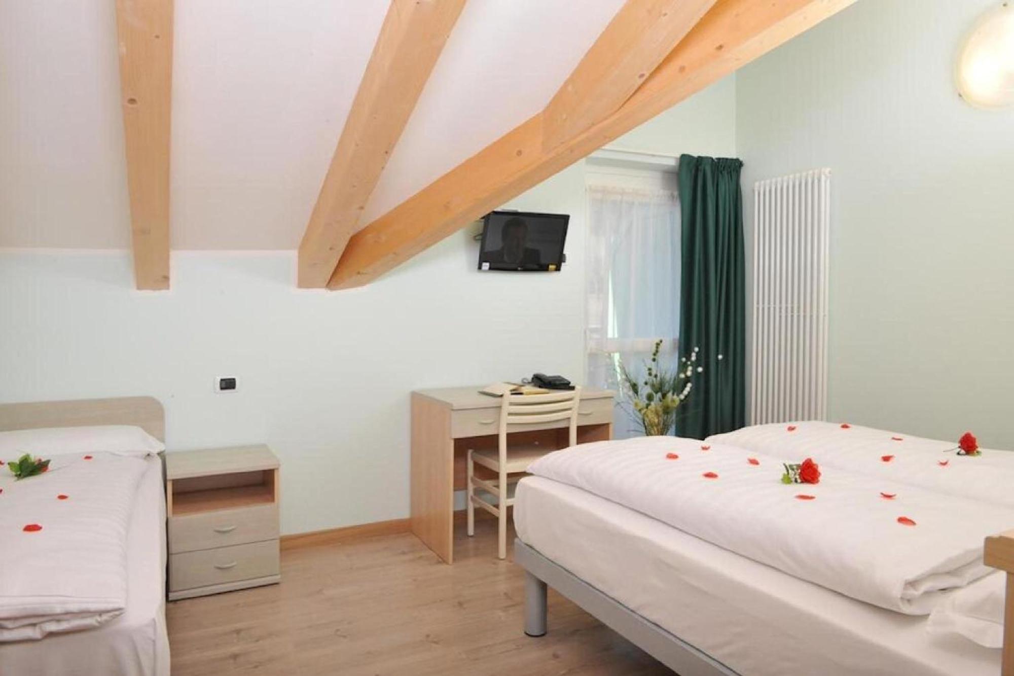 Hotel Garni Maria มอนคลาสสิโค ภายนอก รูปภาพ